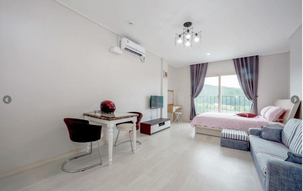 Gangneung Luluberry Pension Ngoại thất bức ảnh