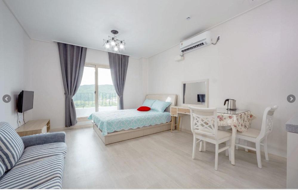 Gangneung Luluberry Pension Ngoại thất bức ảnh